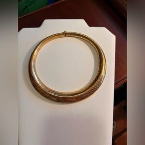 Joan Rivers Chunky Wide Ribbed Flexible 18” Gold Tone Choker Necklace